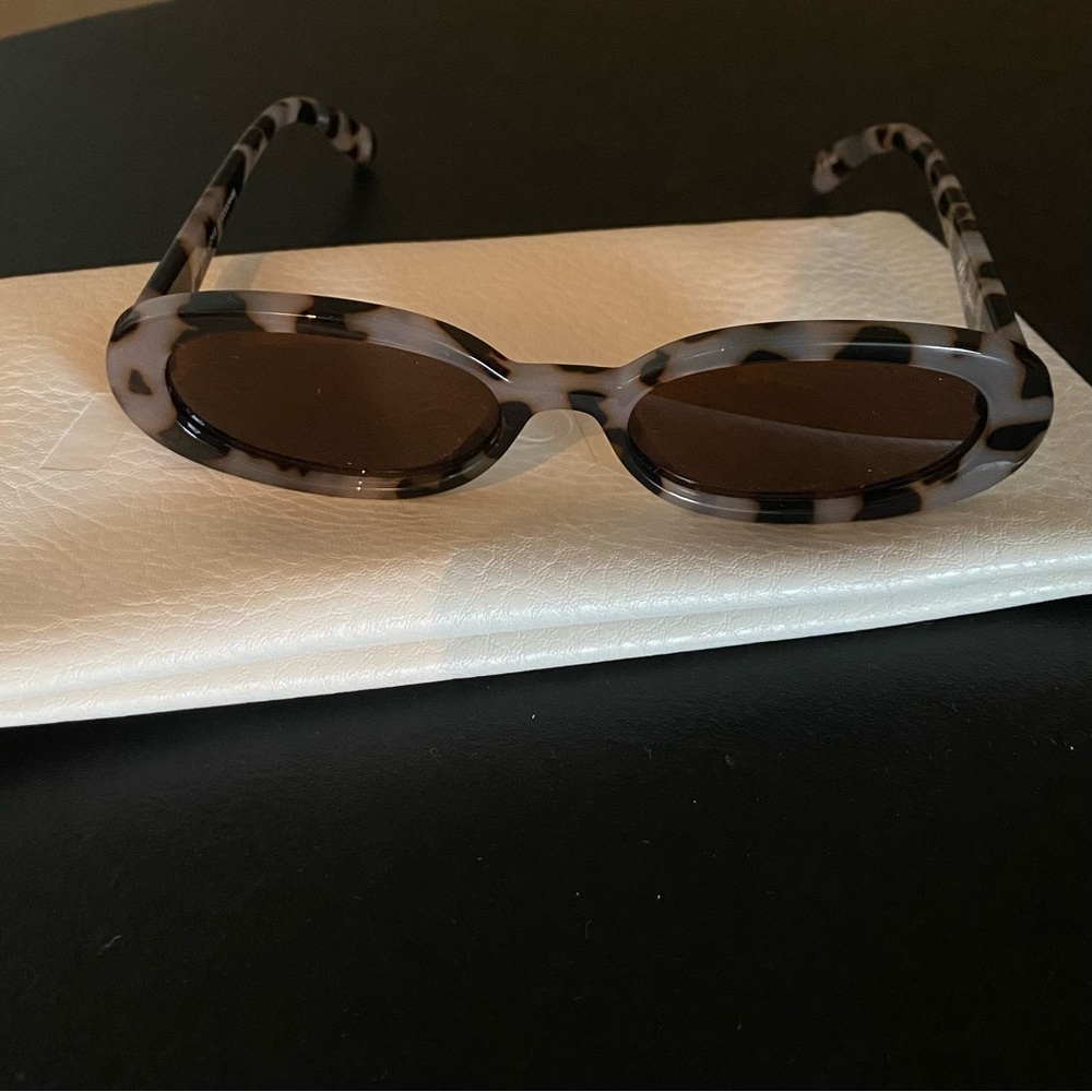 Le Specs sunglasses
